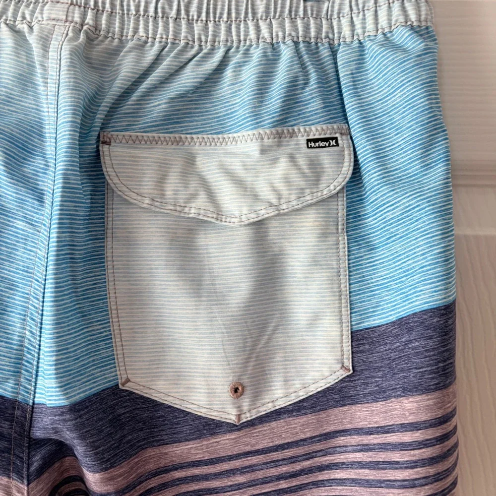 Hurley Mens Board Shorts Blue Grey Striped Swim Trunks Large Elastic Waist